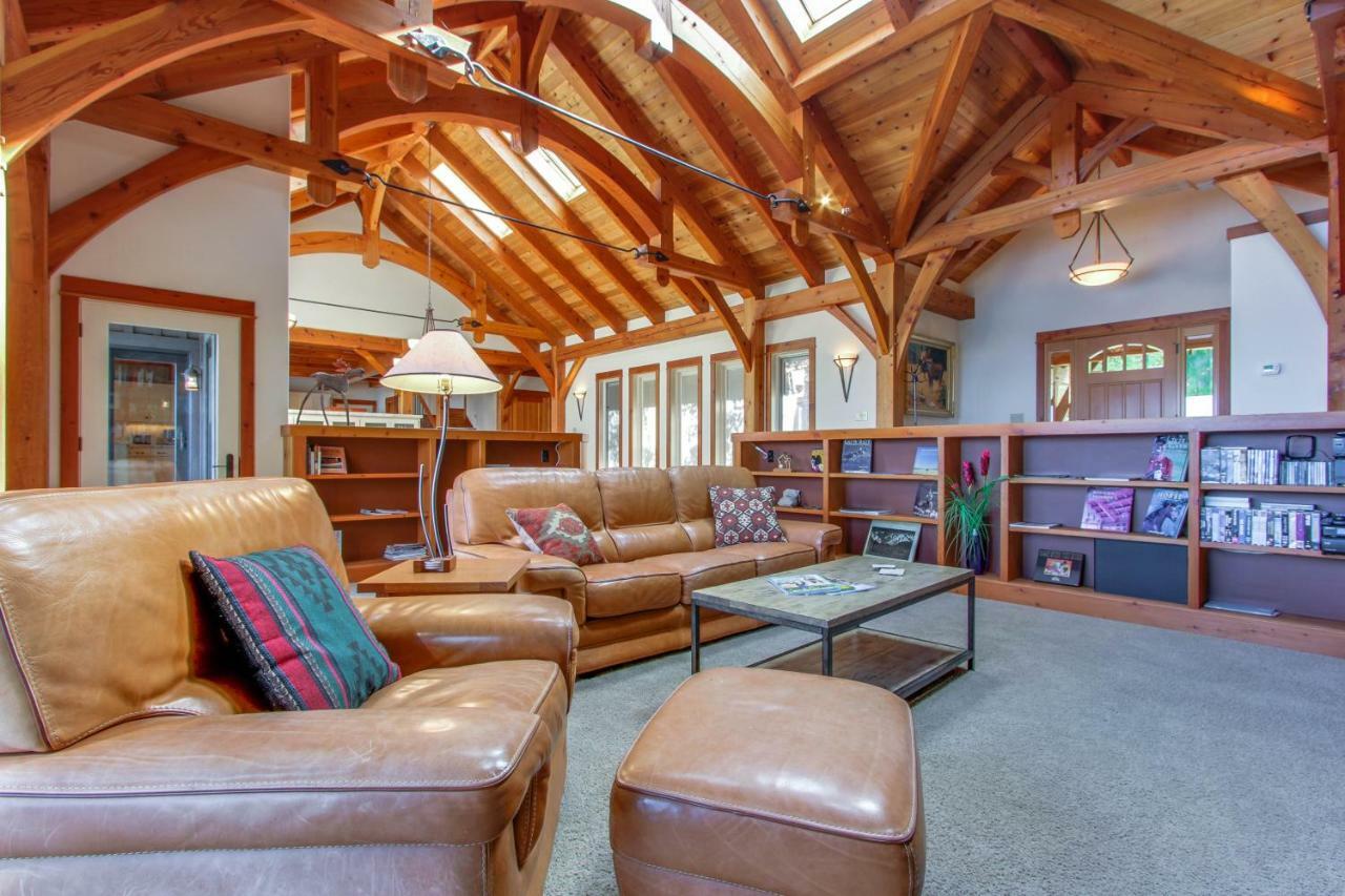 Bottle Bay Lakefront Lodge Sandpoint Exterior foto