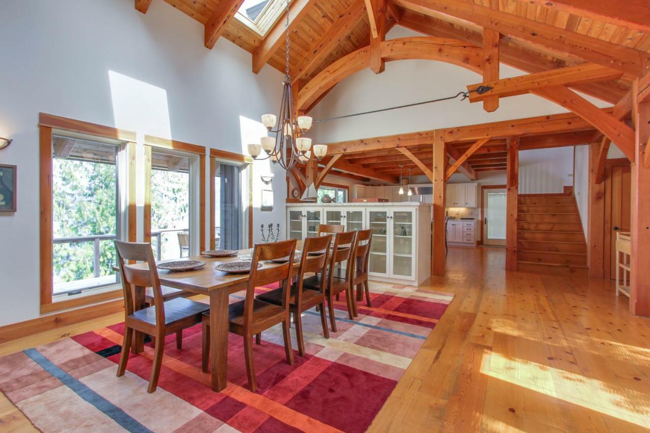 Bottle Bay Lakefront Lodge Sandpoint Exterior foto