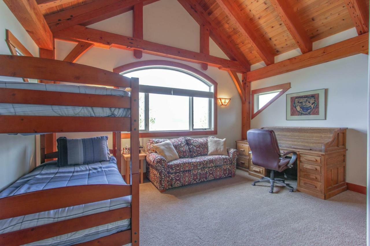 Bottle Bay Lakefront Lodge Sandpoint Exterior foto